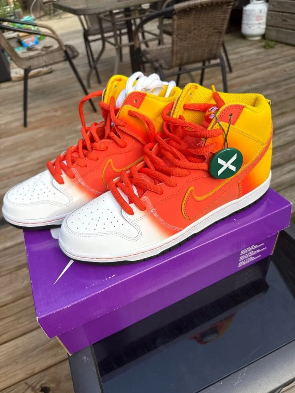 Nike SB Dunk High Pro Amarillo/Orange Gradient Mens Sneakers - Size 11.5 US - Ne